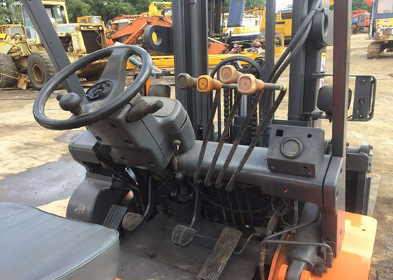 Yellow TCM FD30 Second Hand Forklifts 3T Load Capacity 1 Year Warranty