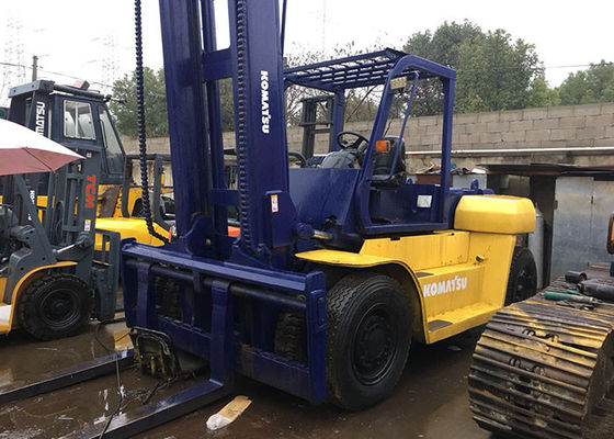 2 / 3 Stage Mast Second Hand Forklifts Komatsu FD100 10 Ton Low Hour Working