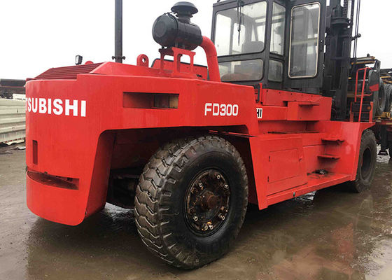 30 rendimiento del motor diesel de Mitsubishi FD300 de las carretillas elevadoras de la mano de la tonelada segunda alto