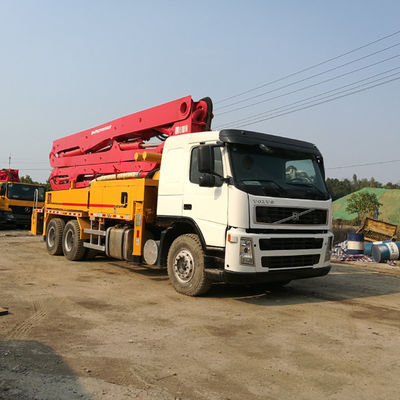Putzmeister utilizó el camión concreto los 36m del auge los 38m los 42m los 46m para la construcción