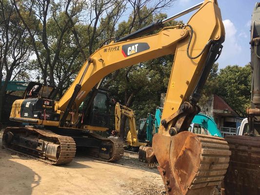 La pintura original utilizó el excavador de los excavadores 336D2 Caterpillar del gato hecho en Japón